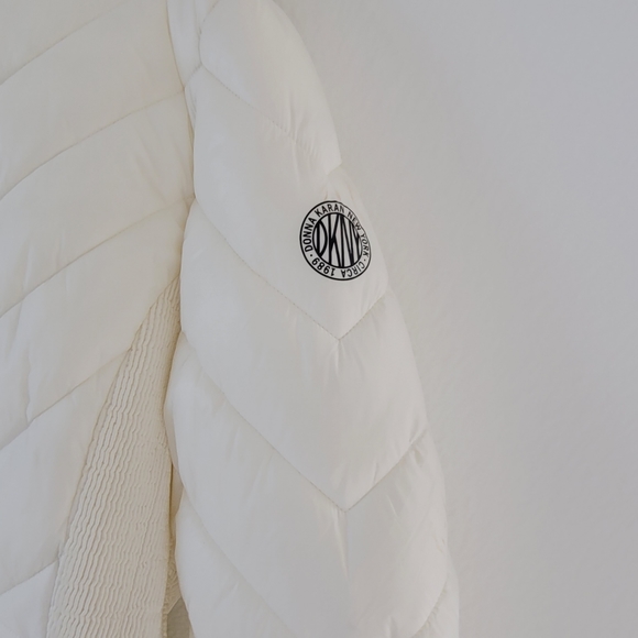 DKNY Puffy Jacket Size XL - Picture 2 of 8